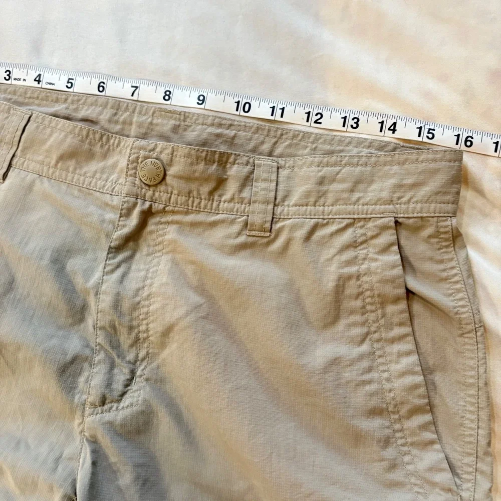 The North Face Mens Khaki Tan Nylon‎ Cargo Hiking Shorts Outdoors size 32